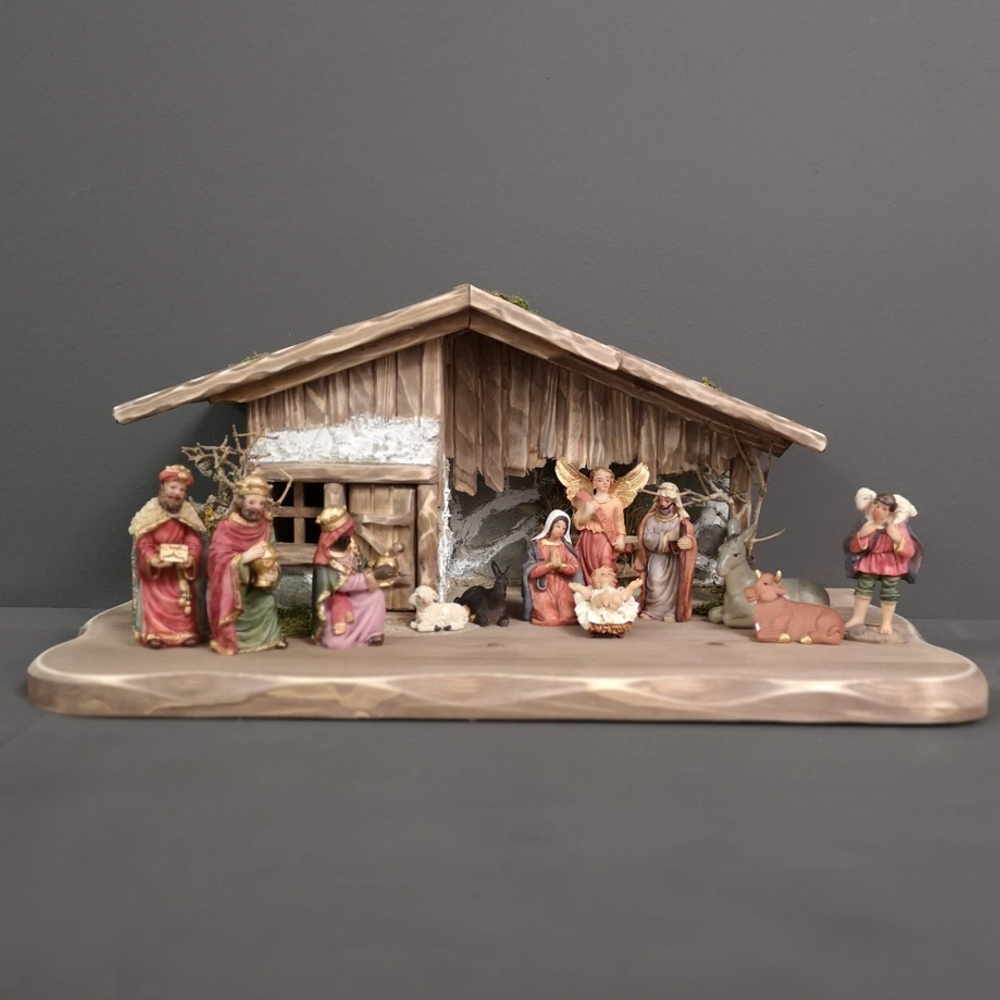 Dřevěný šedohnědý betlém s figurkami 45 cm