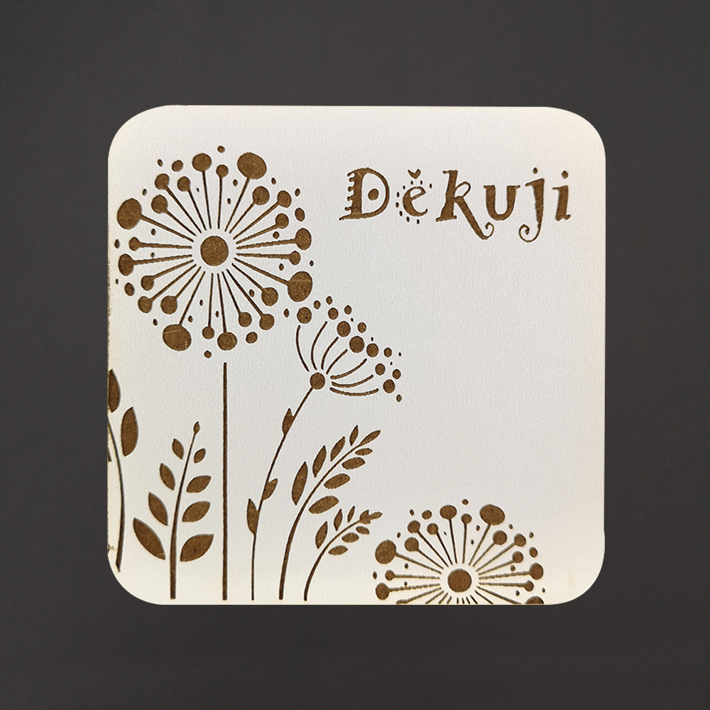 Dřevěný podtácek hranatý text "děkuji", průměr 9 cm, český výrobek