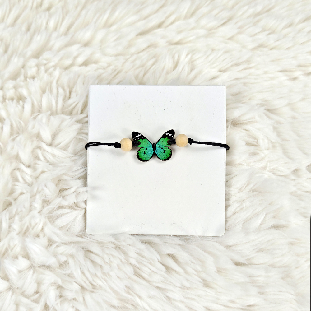 Dřevěný náramek motýl - zelený, 2,5 cm, český výrobek