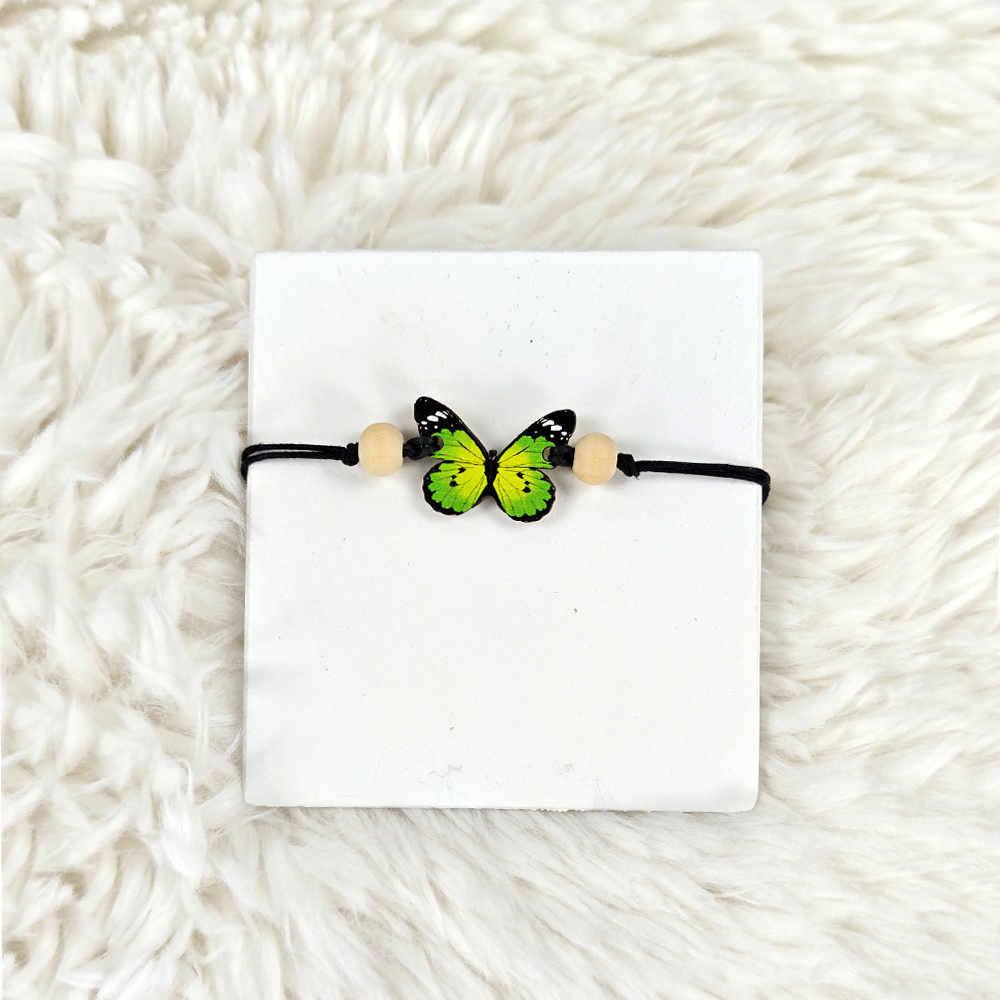 Dřevěný náramek motýl - zelenožlutý, 2,5 cm, český výrobek