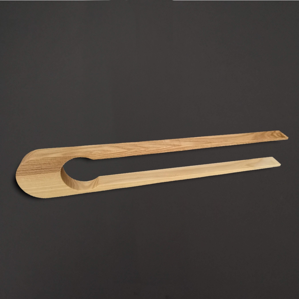 Dřevěné servírovací kleště, masivní dřevo, délka 28 cm