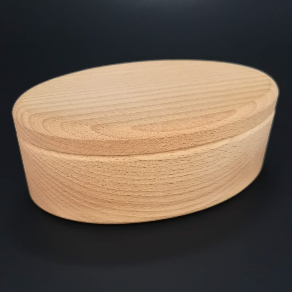 Dřevěná dóza oválná, masivní dřevo, 15x9x4,5 cm