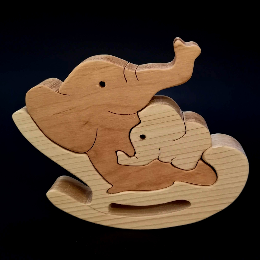 Dřevěné puzzle houpací slon, masivní dřevo dvou druhů dřevin, 14x12x3 cm