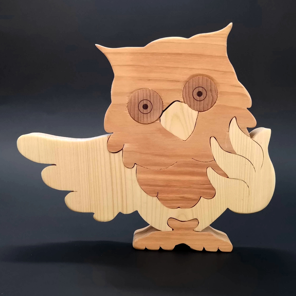 Dřevěné puzzle sova, masivní dřevo dvou druhů dřevin, 22 cm