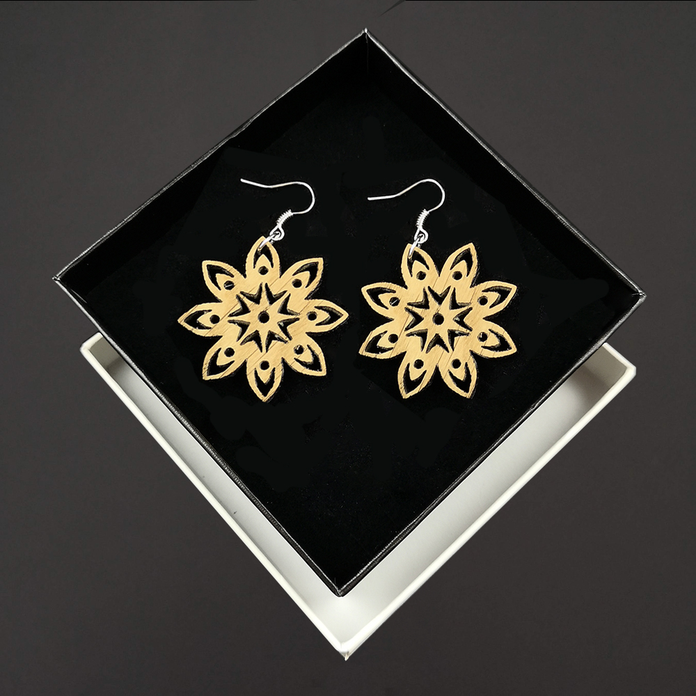 Dřevěné náušnice mandala, 3,5 cm, český výrobek