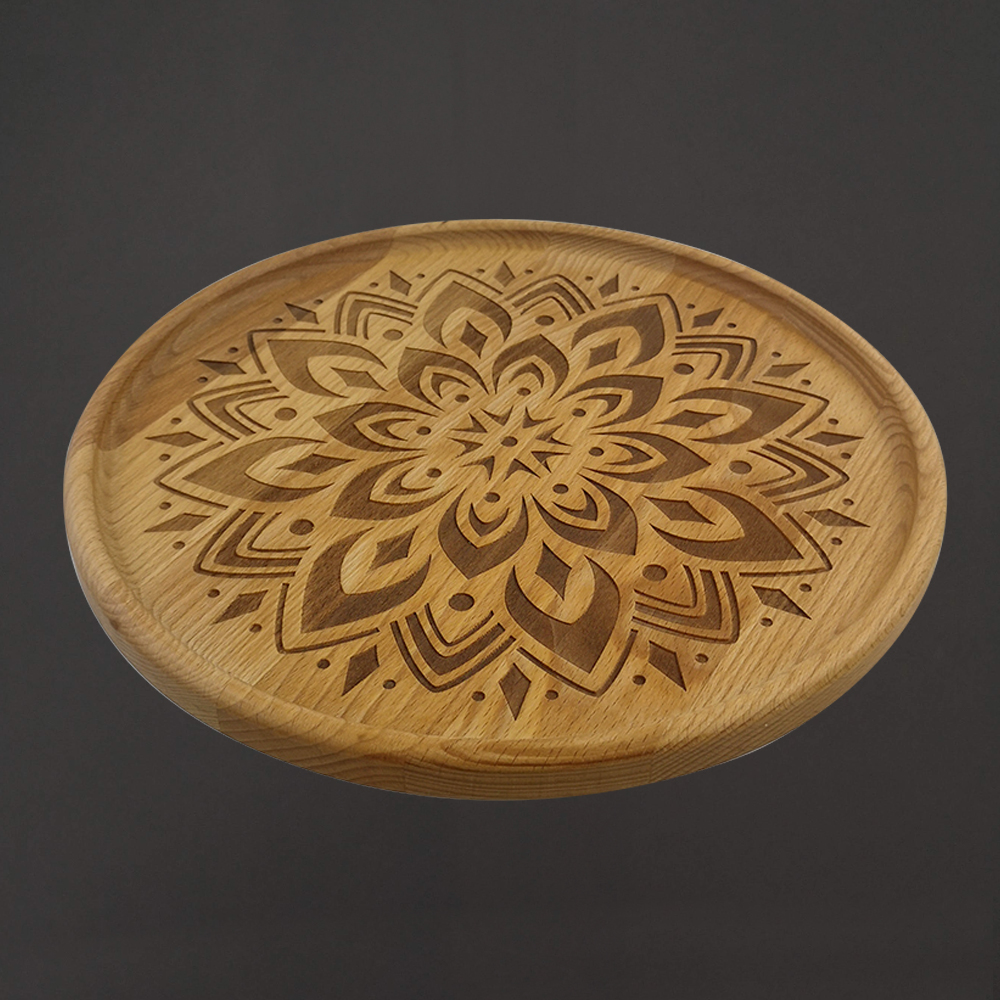 Podnos kulatý gravír mandala, délka 30 cm, český výrobek